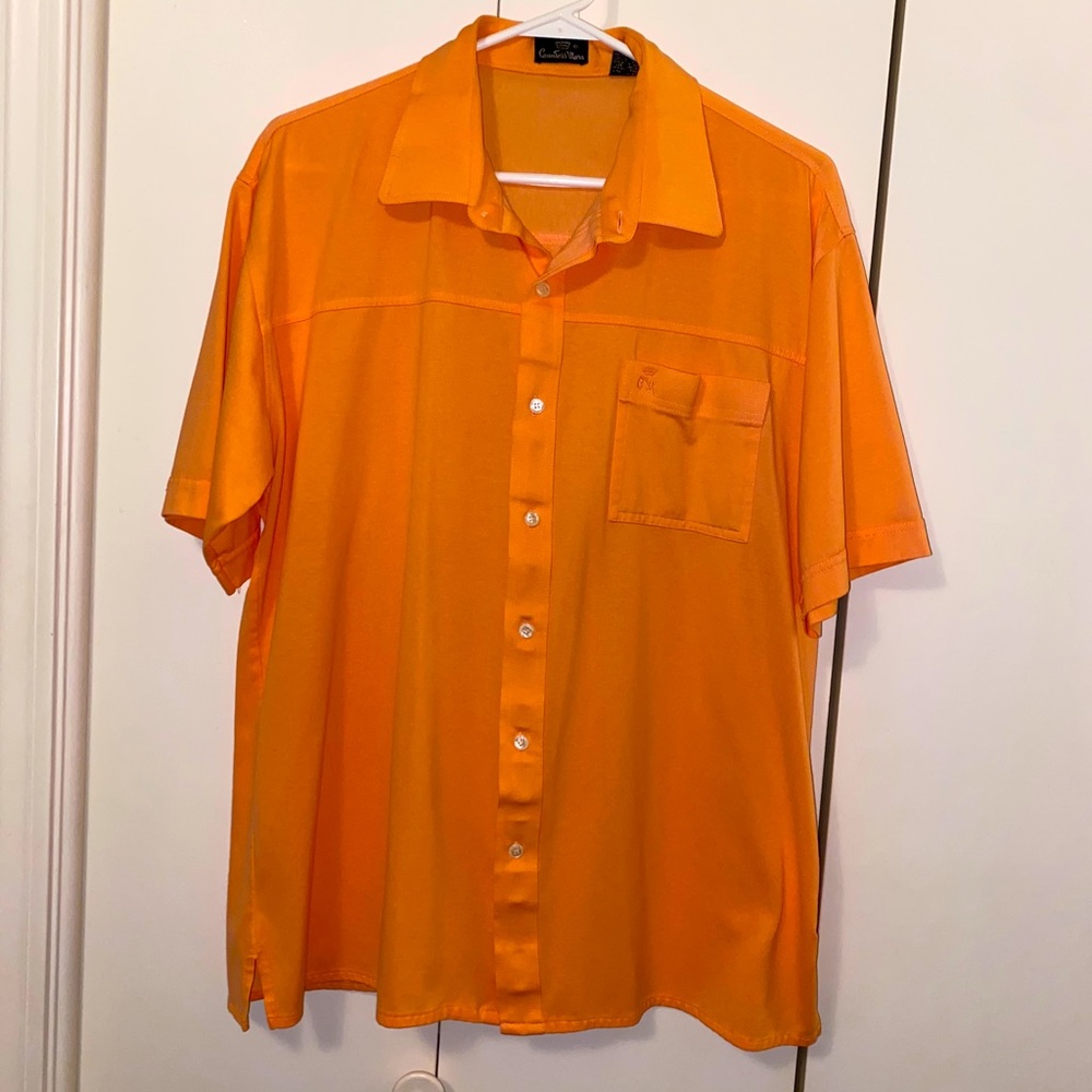 🔸NWOT Countess Wara Super Soft Shirt🔸